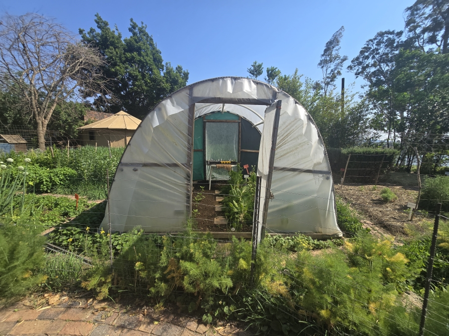 4 Bedroom Property for Sale in Lindequesdrif North West